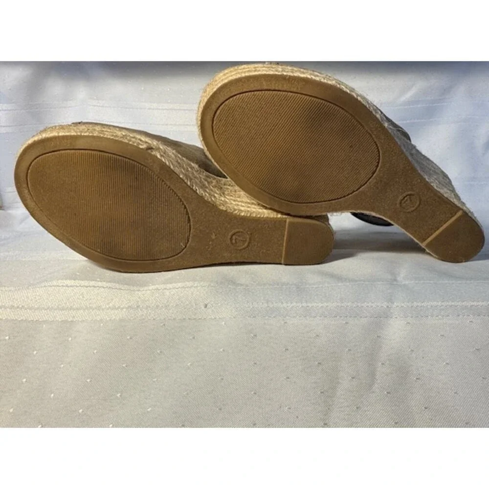 Universal Thread Tan Peep Toe Espadrille Wedge Sandals Size‎ 7